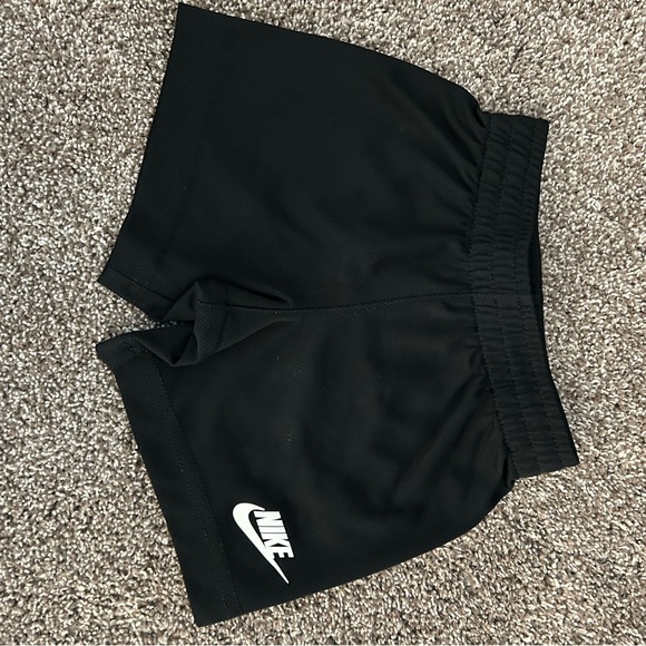 Nike Gray Dri-FIT Tee - Picture 4 of 6